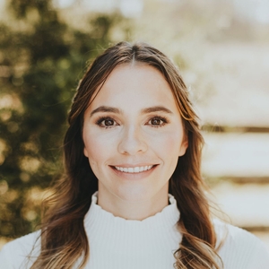 Danielle Poole's headshot
